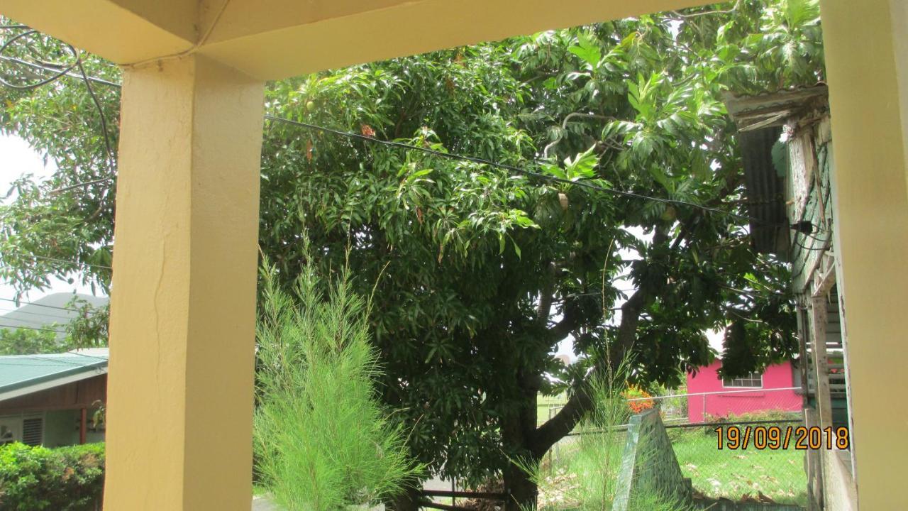 Tropical Breeze Vacation Home And Apartments โกรส อิส์ลีต ภายนอก รูปภาพ