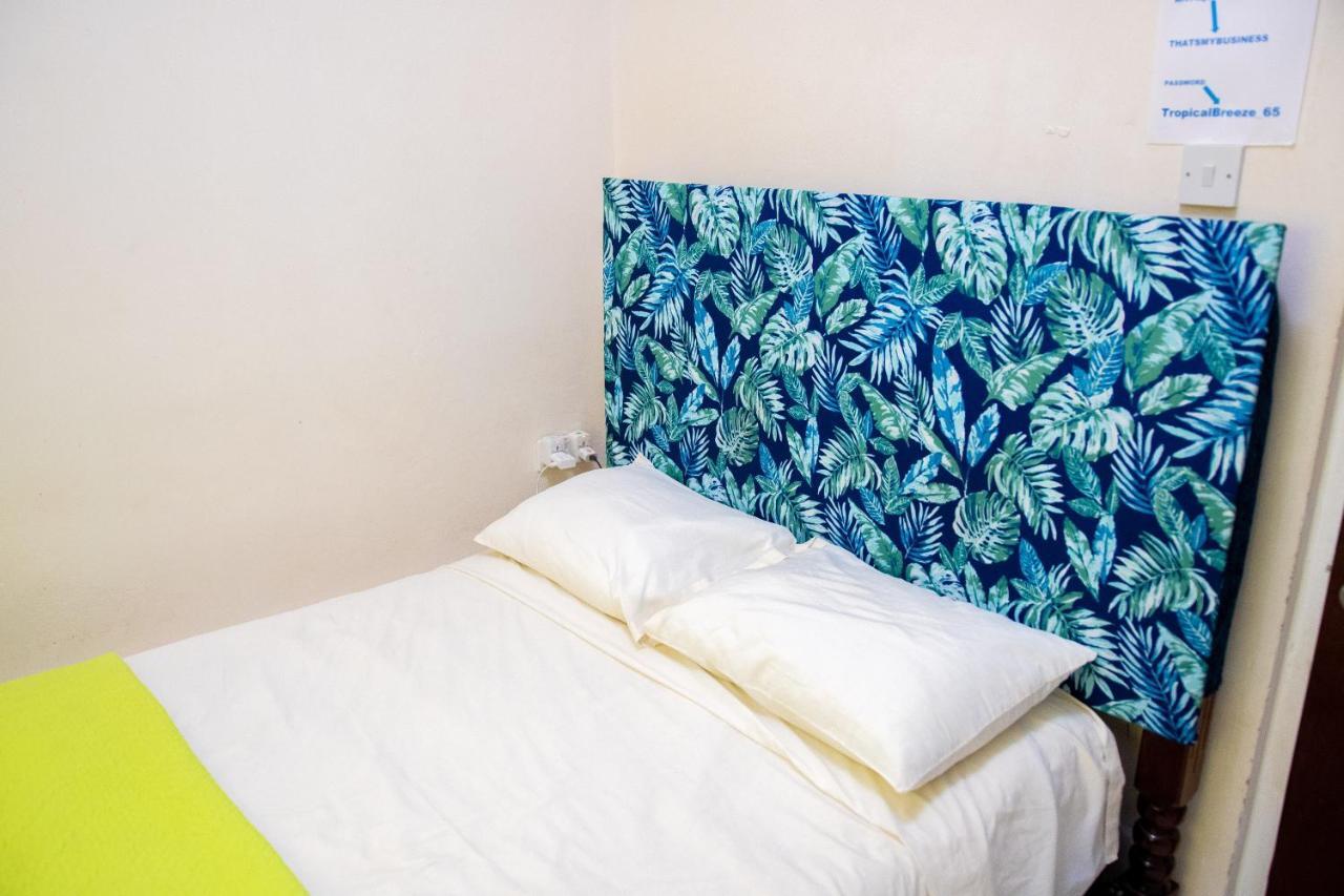 Tropical Breeze Vacation Home And Apartments โกรส อิส์ลีต ภายนอก รูปภาพ