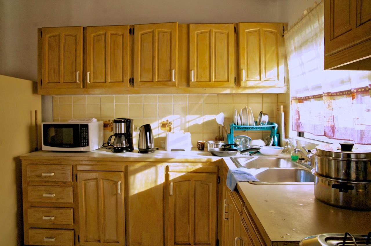 Tropical Breeze Vacation Home And Apartments โกรส อิส์ลีต ภายนอก รูปภาพ