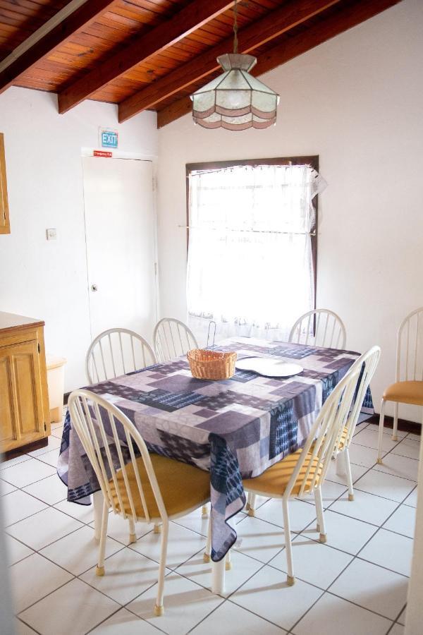 Tropical Breeze Vacation Home And Apartments โกรส อิส์ลีต ภายนอก รูปภาพ