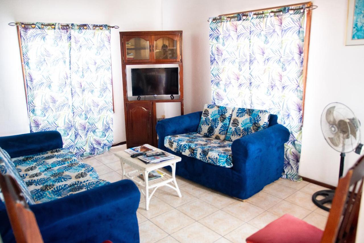 Tropical Breeze Vacation Home And Apartments โกรส อิส์ลีต ภายนอก รูปภาพ